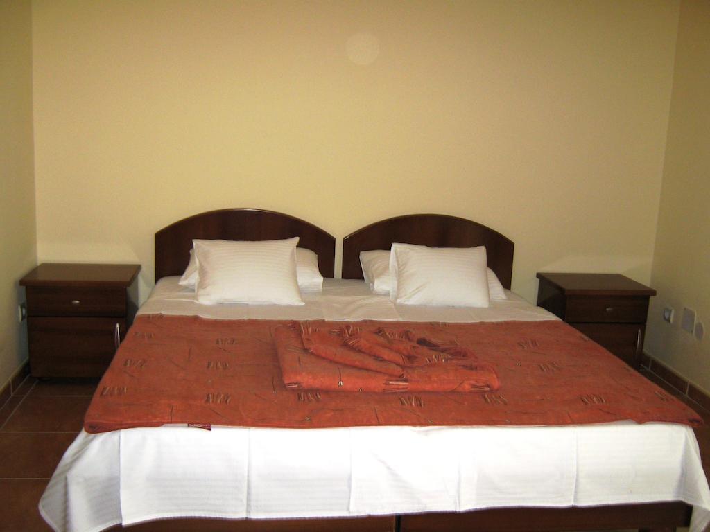 Blue Palace Guest House Budva Exterior photo
