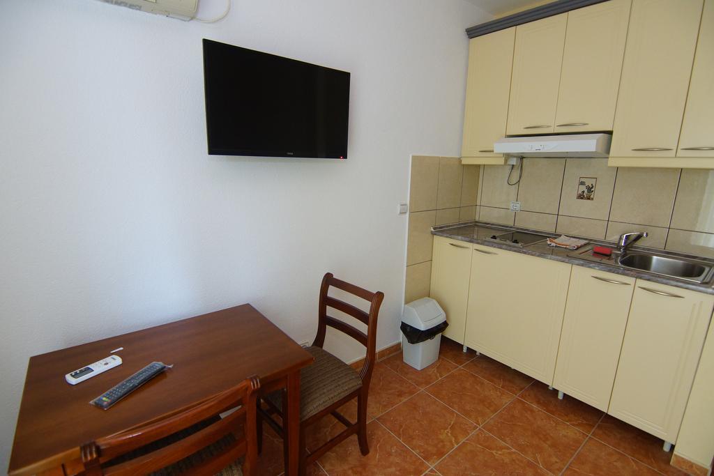Blue Palace Guest House Budva Exterior photo